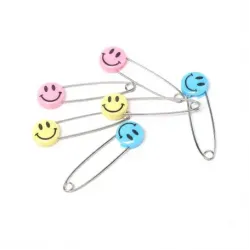 Luqu Safety Pin Smiley Face